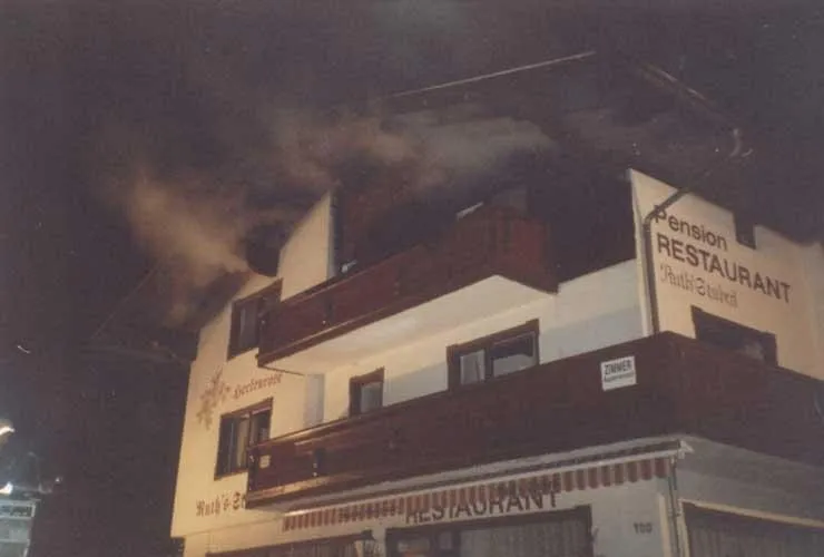 2001.jpg